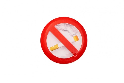 Domedekal, Røyking forbudt